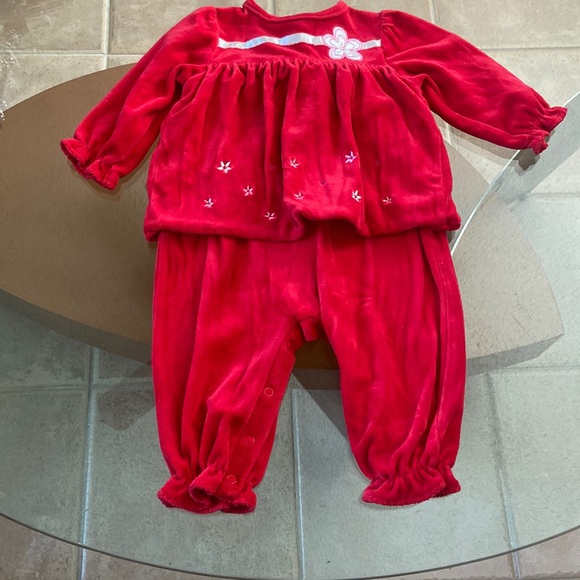 Holiday bundle (12 mo old) - Picture 7 of 10